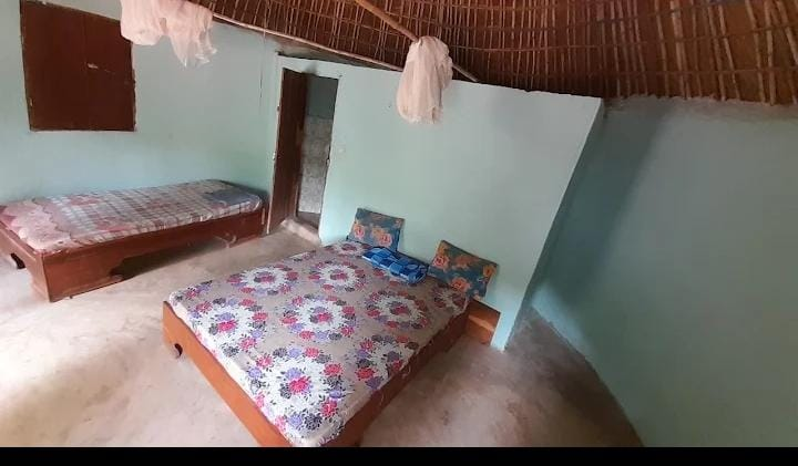 Chambre Standard – Campement Dindifelo