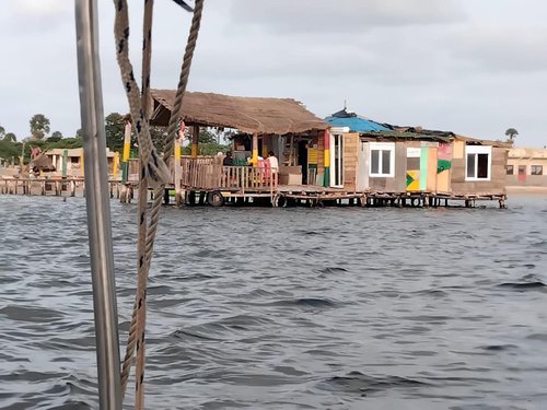 cabane-rasta-facade-01