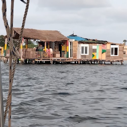 cabane-rasta-facade-03